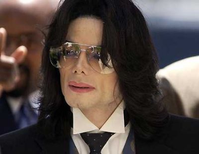 A morte do cantor Michael Jackson foi confirmada