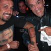 Z� Ramalho mostra tatuagem de f�