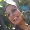 Alinne Rosa recebe homenagem de f�s em Salvador