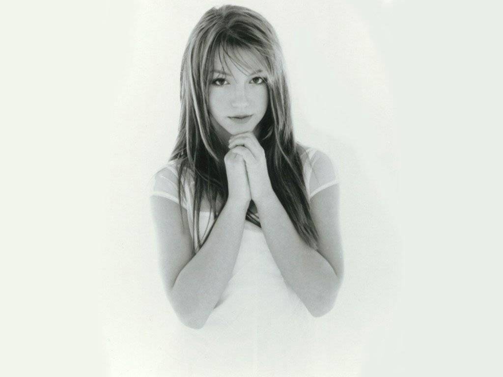 The hook up de Britney Spears, letra de la canción con el video.